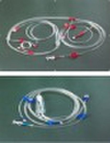 Hemodialysis blood tubing set