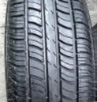 Tubeless tyre 11R22.5-16