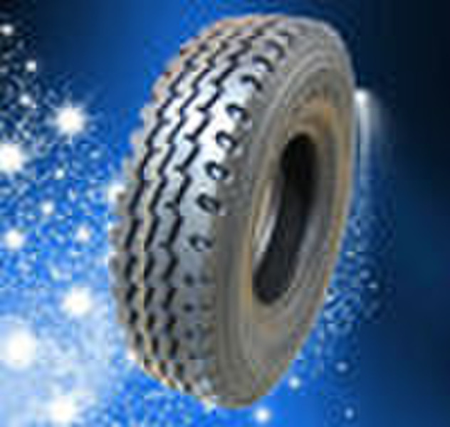 11R22.5 Truck tyre