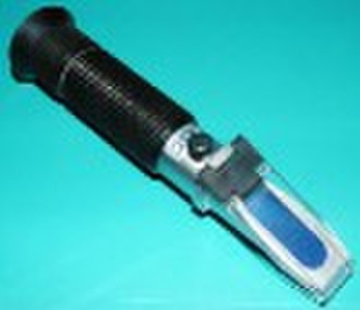 手举行的Refractometer