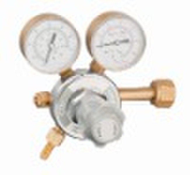 CO2 pressure regulator