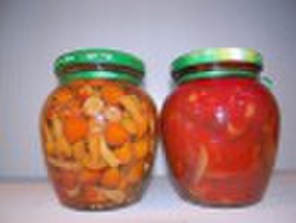 罐装的混合蘑菇(罐头食品罐头mushro