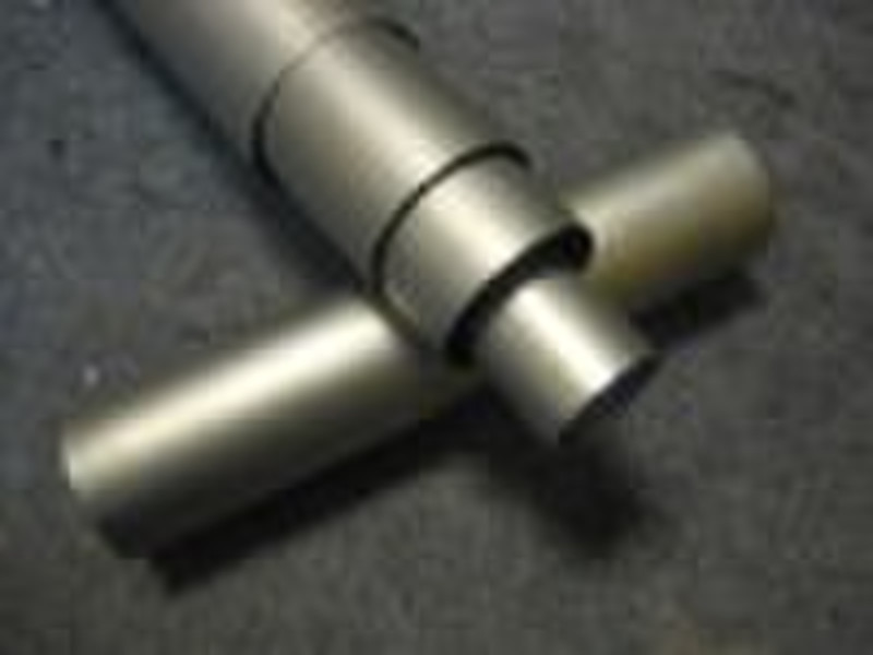 Seamless titanium pipe