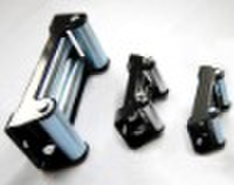 Roller fairlead