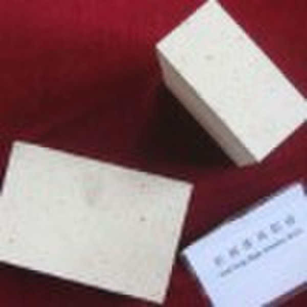 Anti-stripping high alumina refractory brick