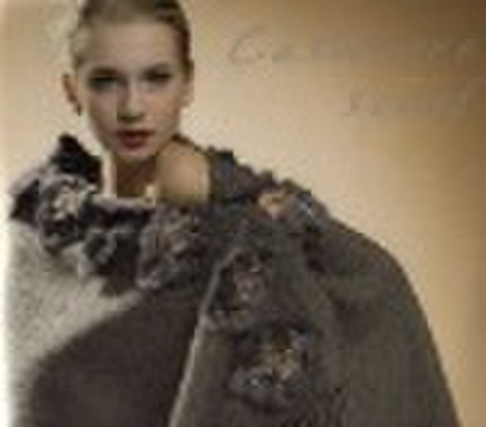 100% cashmere shawl with fox fur