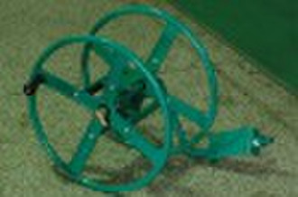 Wall mounted hose reel