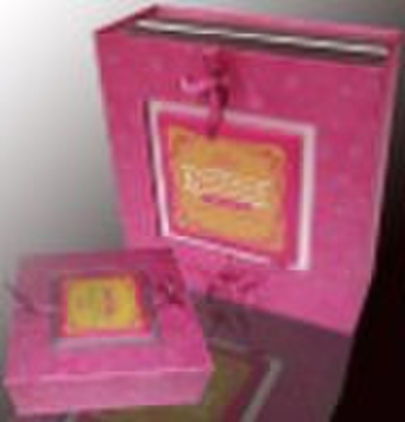 Silk Clothes Gift Box