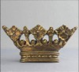 Polyresin crown wall decoration