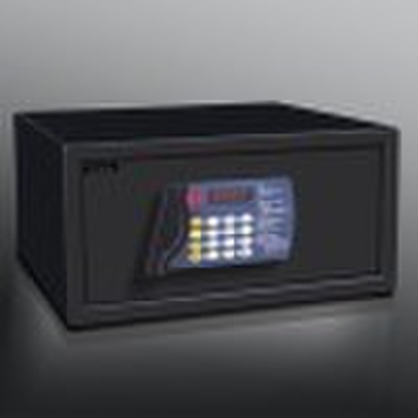 Electronic hotel safe