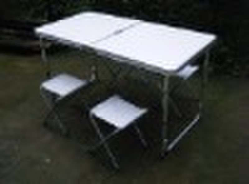 Outdoor foldable pinic table and chairs