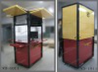 Removable display kiosk