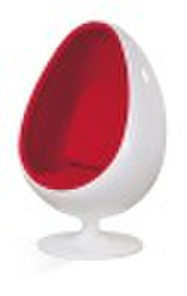 classic fibreglass clover chair A32