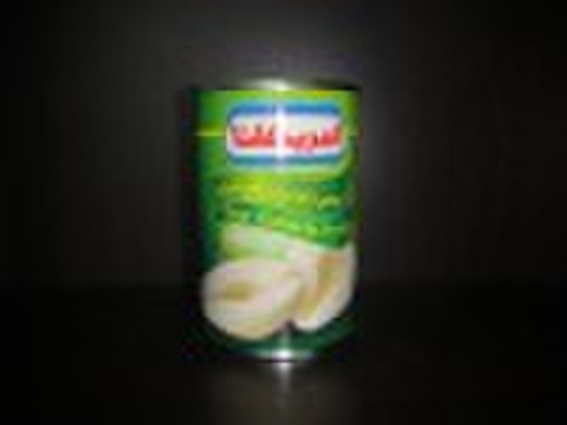 Canned pears in light syrup, canned food, canned f