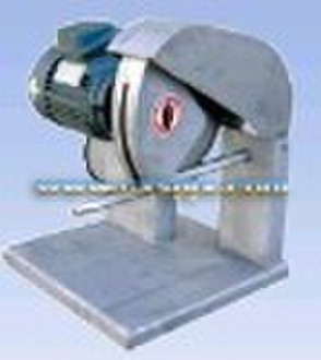 Carcass cutting machine