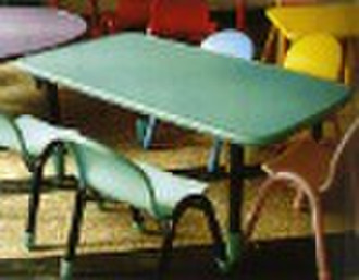 table   plastic table