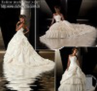 Gorgeous Ball Gown Taffeta Wedding Dress With Cath