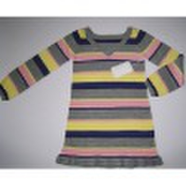 妇女'；s长袖子上的套衫和条纹