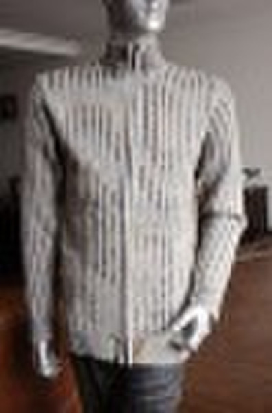 时尚界的男子'；s全链的毛衣