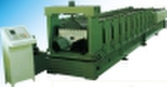 WIDE-SPAN CURVING ROOF FORMING MACHINE
