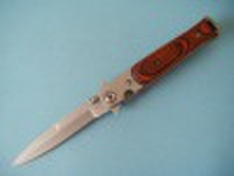 classical pocket knife with pakka handle