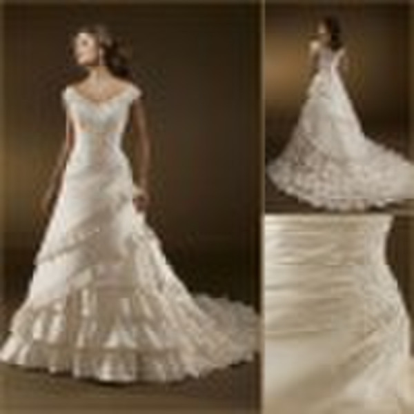 ML0095 Gorgeous A-line Tiered Bridal Wedding Gown