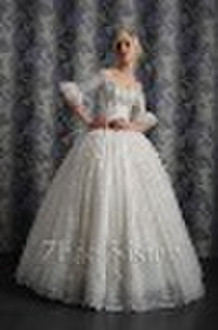 lace royal court wedding dress