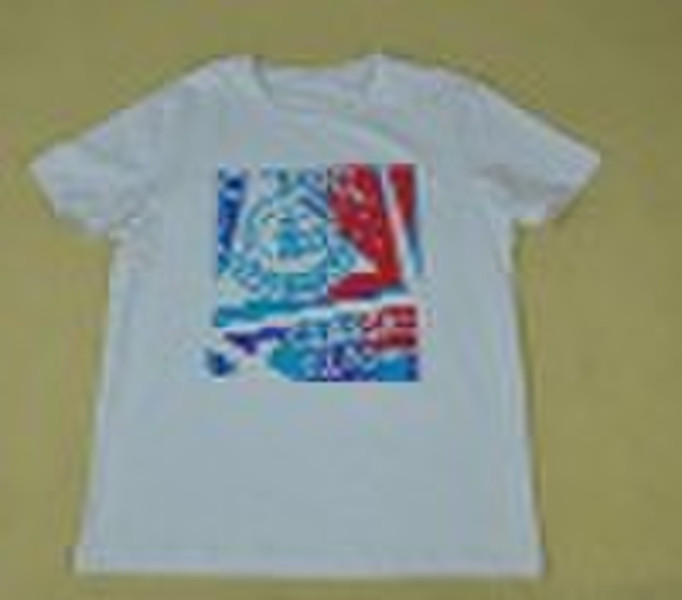 FASHIONABLE MEN'S T-SHIRT