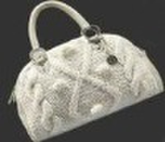 white kniting  bag