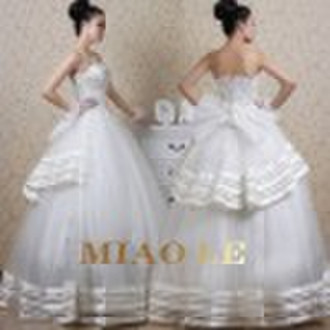 2011 new arrival high quality pretty wedding gown