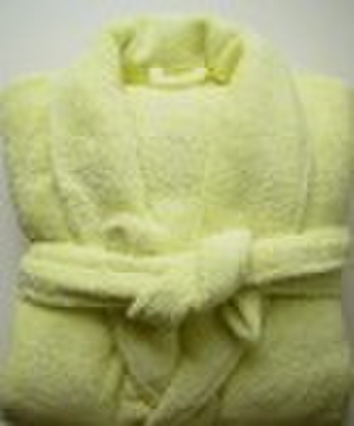 single color and comfortable fleece bathrobe