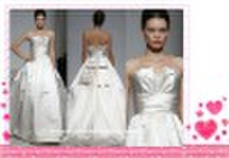 Fashion 2011 Strapless Wedding Gown with Particula