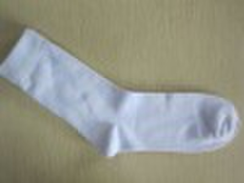 man's 100% cotton casual socks--white for gent