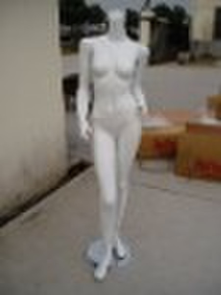 Headless  mannequin