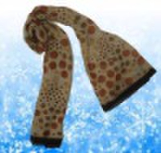 长期的雪纺显示的围巾