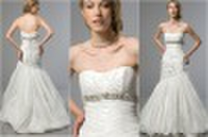 2010 popular white sleeveless Mermaid bridal gown