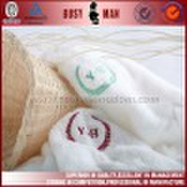 100% cotton hotel towel (bath mat)