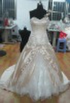 Latest Custom Made Gorgeous Wedding Gown CY-112