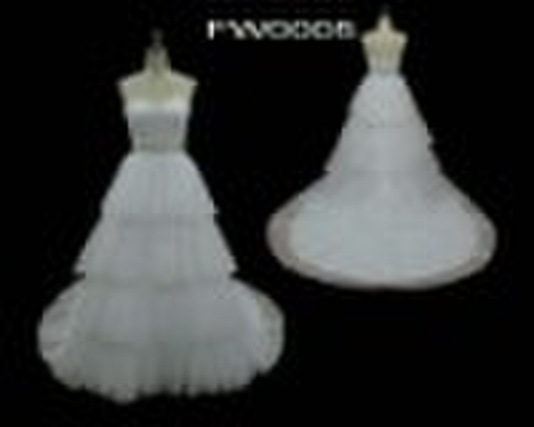 Princess tulle strapless wedding gown