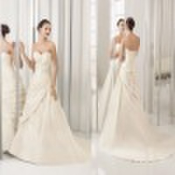 2011 Gorgeous  Embroidered  A-line bridal wedding