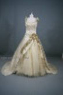 2010 Fashion Wedding Gown 100% Same As Picture  AS