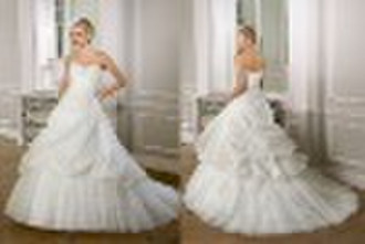 Elegant strapless embroidery ruffle  wedding dress