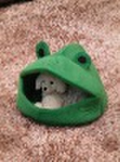Doghouse(frog shapes)