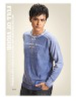 Men's round collar long sleeve sweater