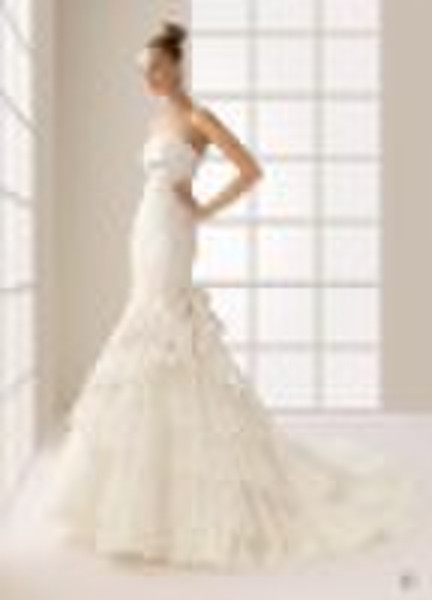 W1082 custom-made lace and bow wedding dresses