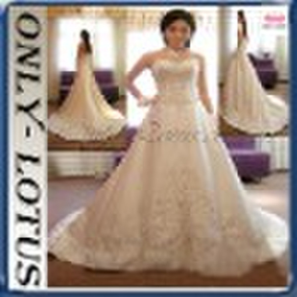 2011 Lotus Long Tail Series bridal gown