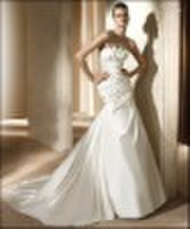 2011 new style white exquisite ruffle wedding gown