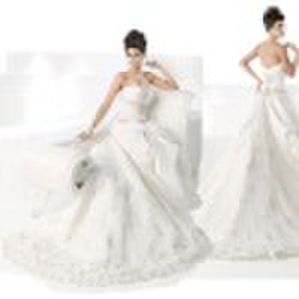 A-Line/Princess Strapless Cathedral Train Chiffon