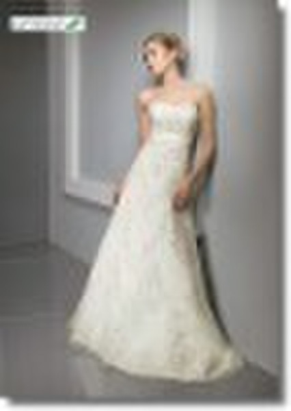 Discounted Embroideried wedding gown