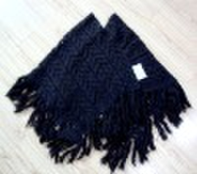 Knitted shawl